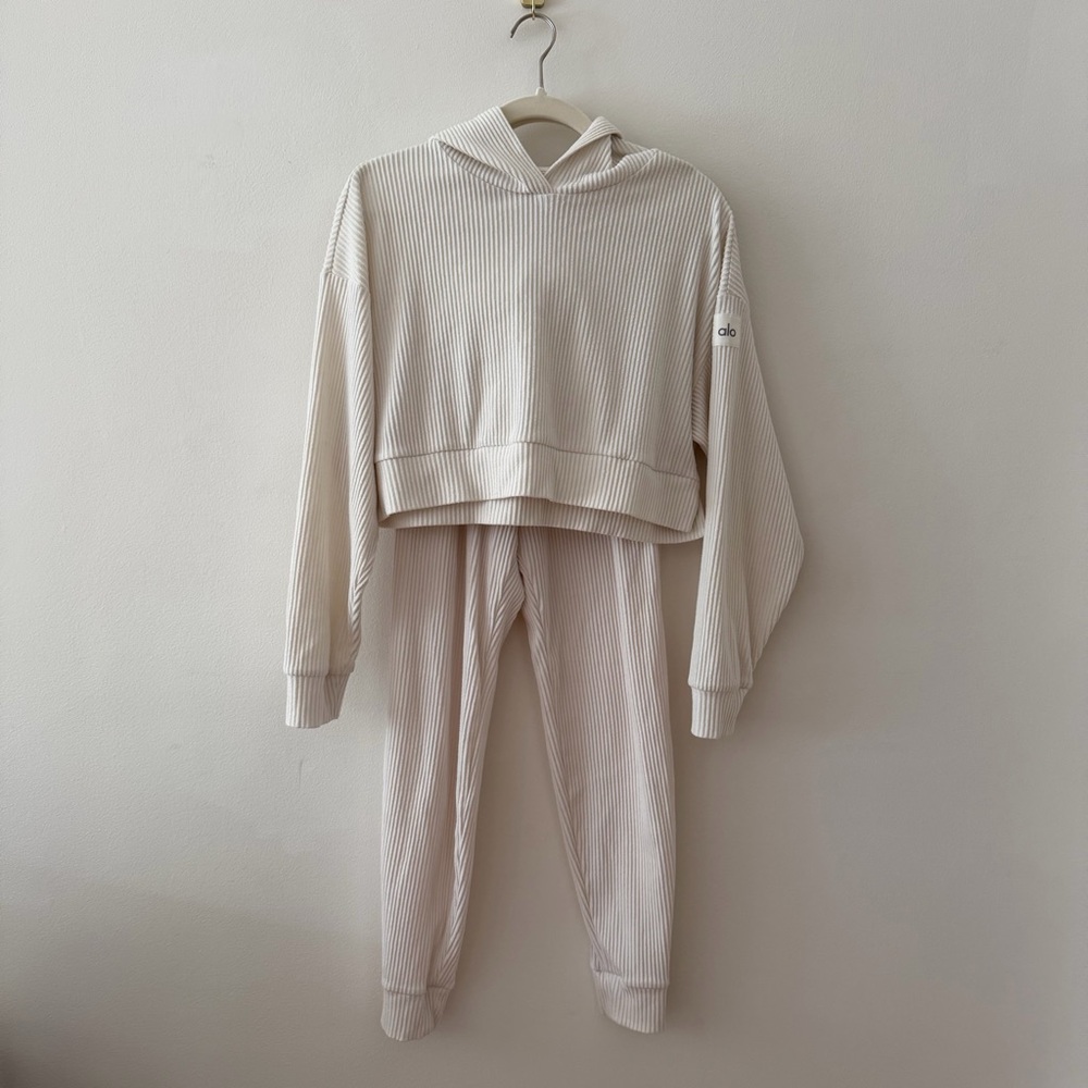 Alo Muse Ribbed Hoodie and Jogger Set in Ivory (S Top / XXS Bottom)